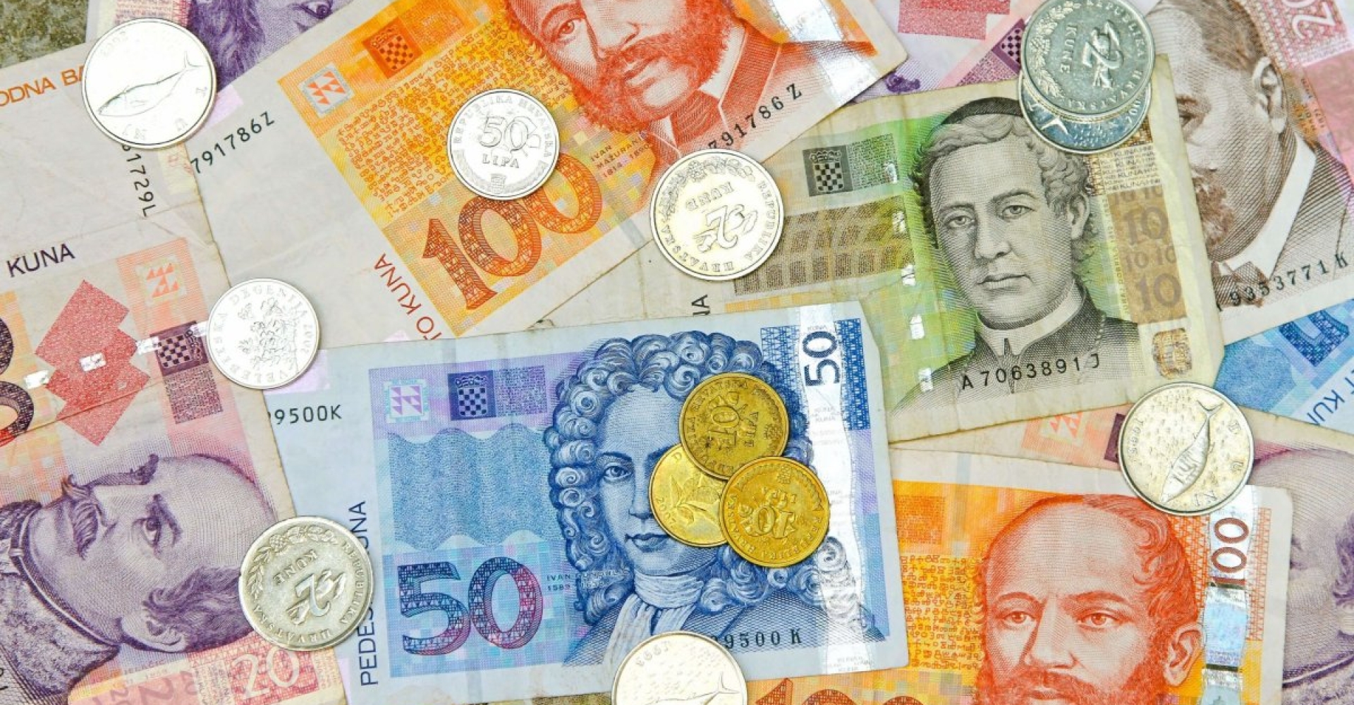 Poslední léto s chorvatskými kunami