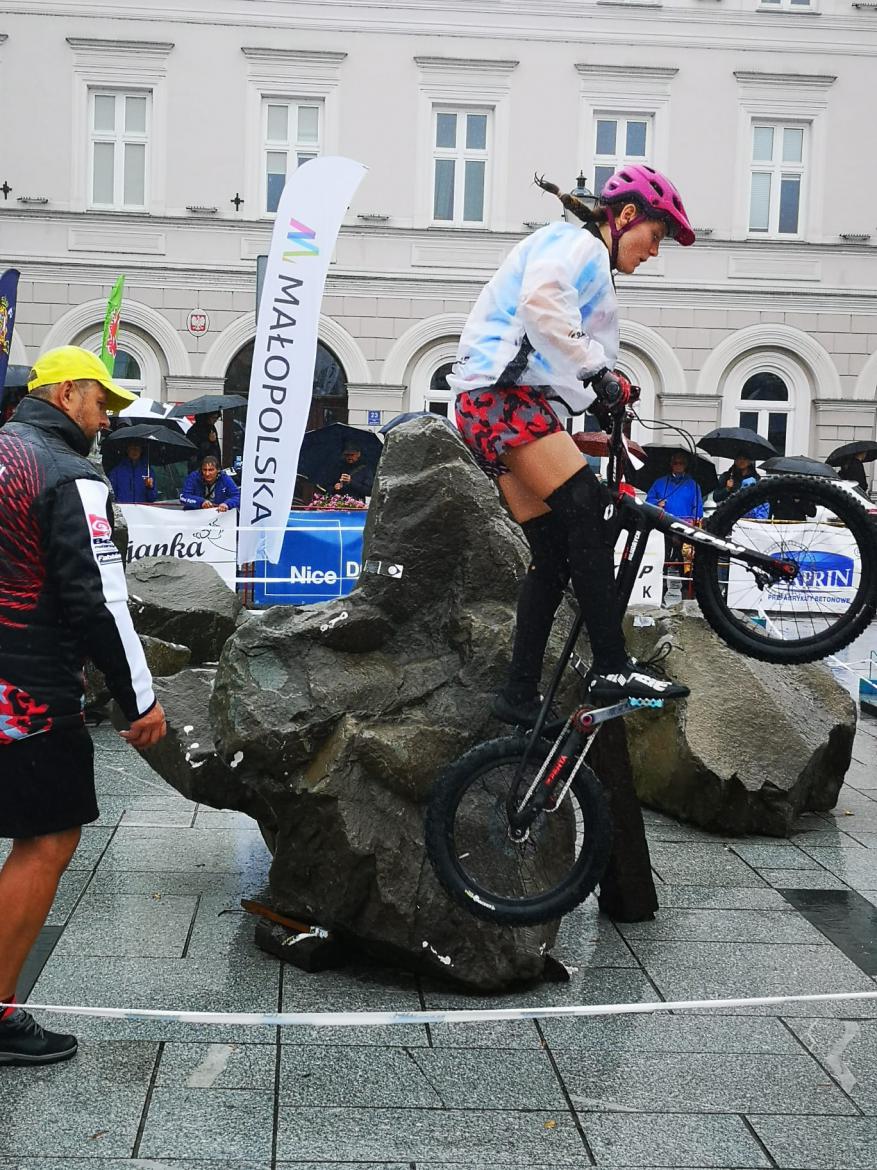  Aspoň jedna bedna za českou reprezentaci.